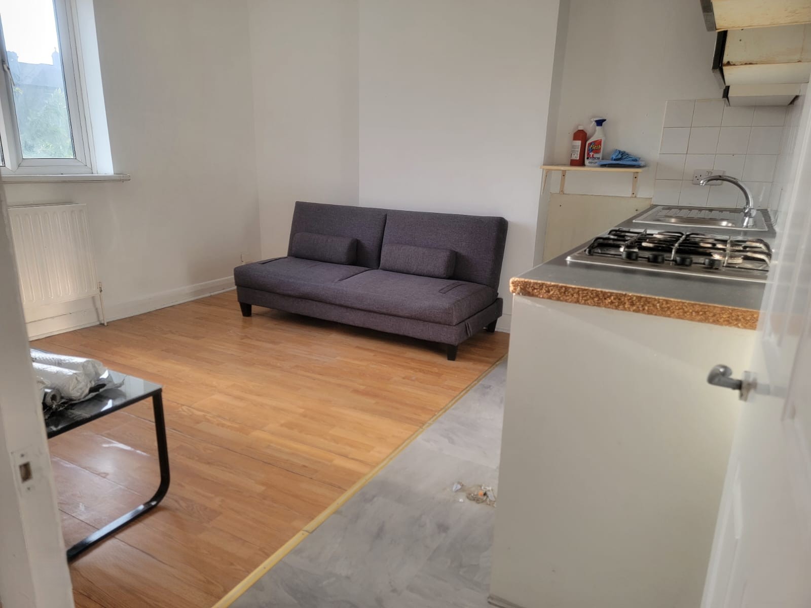 Newly Refurbished 3-Bedroom First Floor Flat in Abinger House, CR4