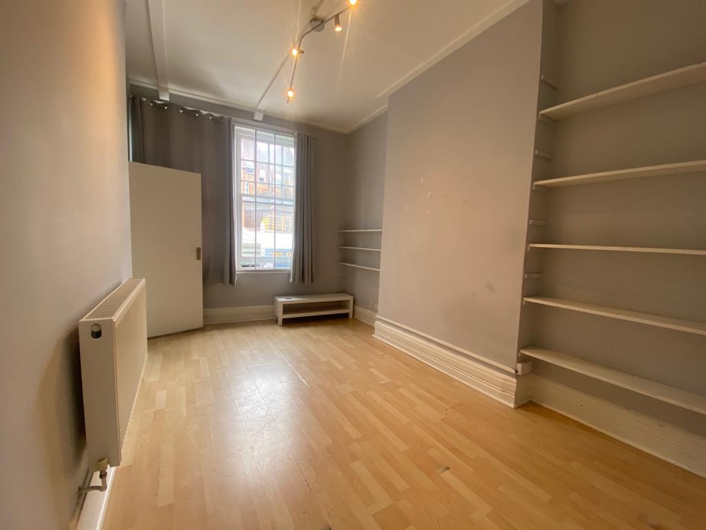 One-Bedroom Unfurnished Flat for Rent – Gleneagle Mews, SW16
