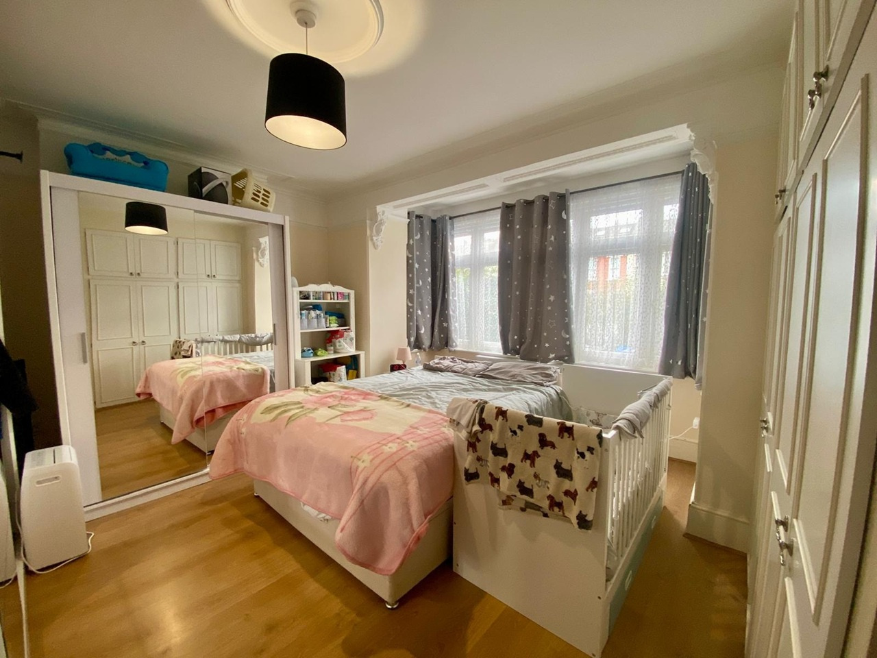 Spacious 2-Bedroom Ground Floor Flat with Garden, Whytecliffe Road North, CR8