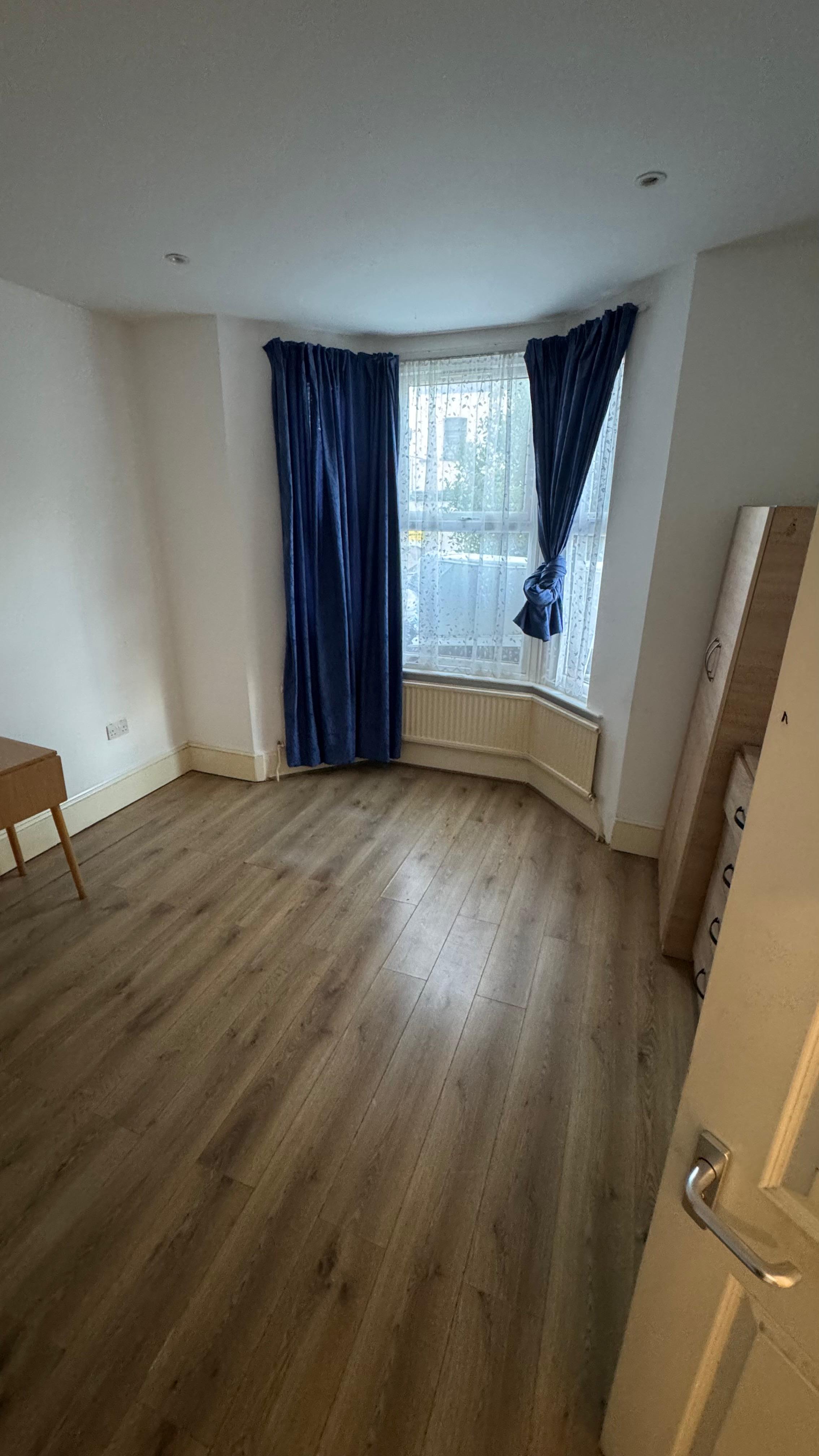 Spacious Furnished Double Room in Shared House – Derby Road, E7