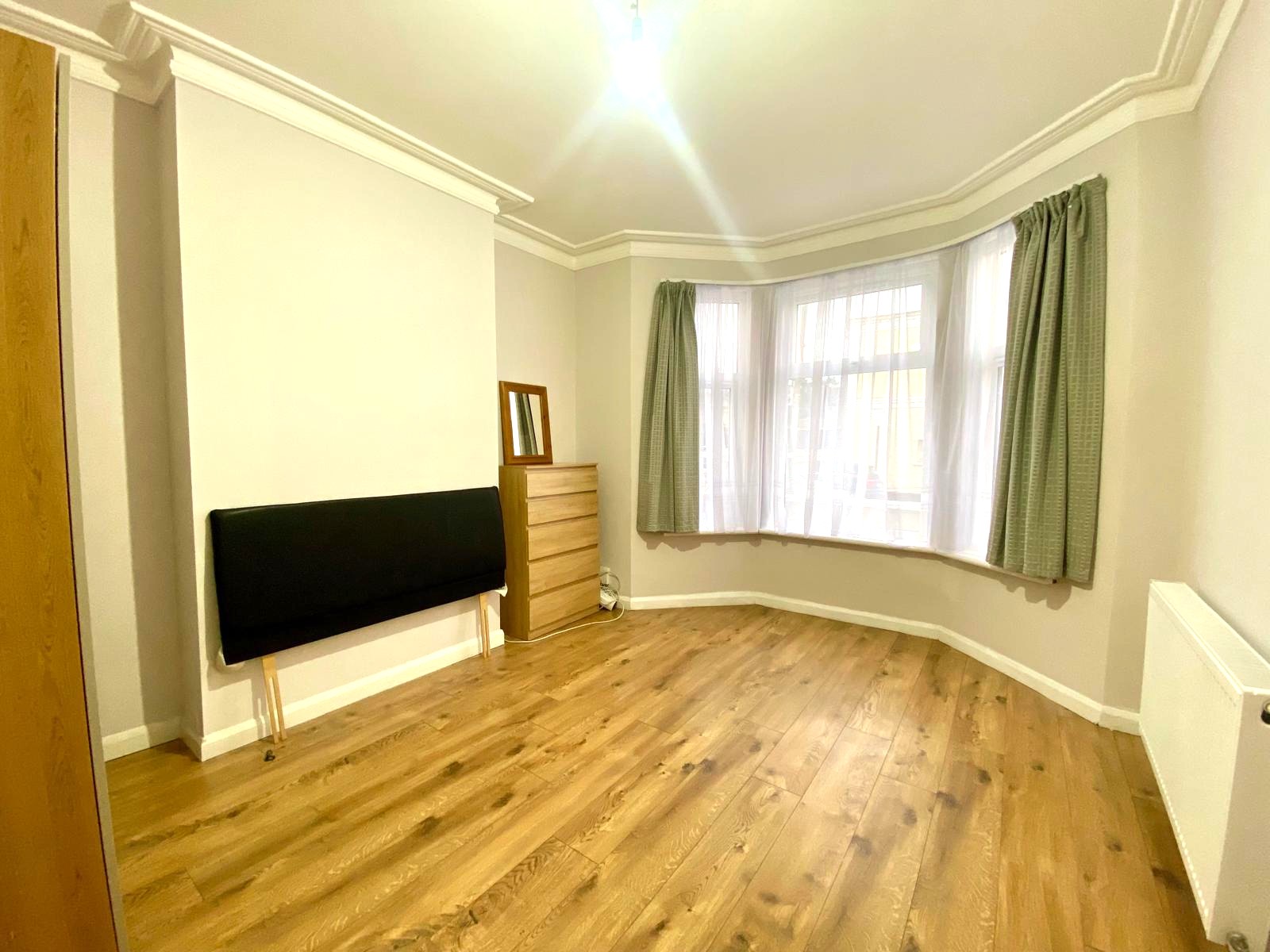 4 Bedroom Terraced House, Totterdown Street, SW17