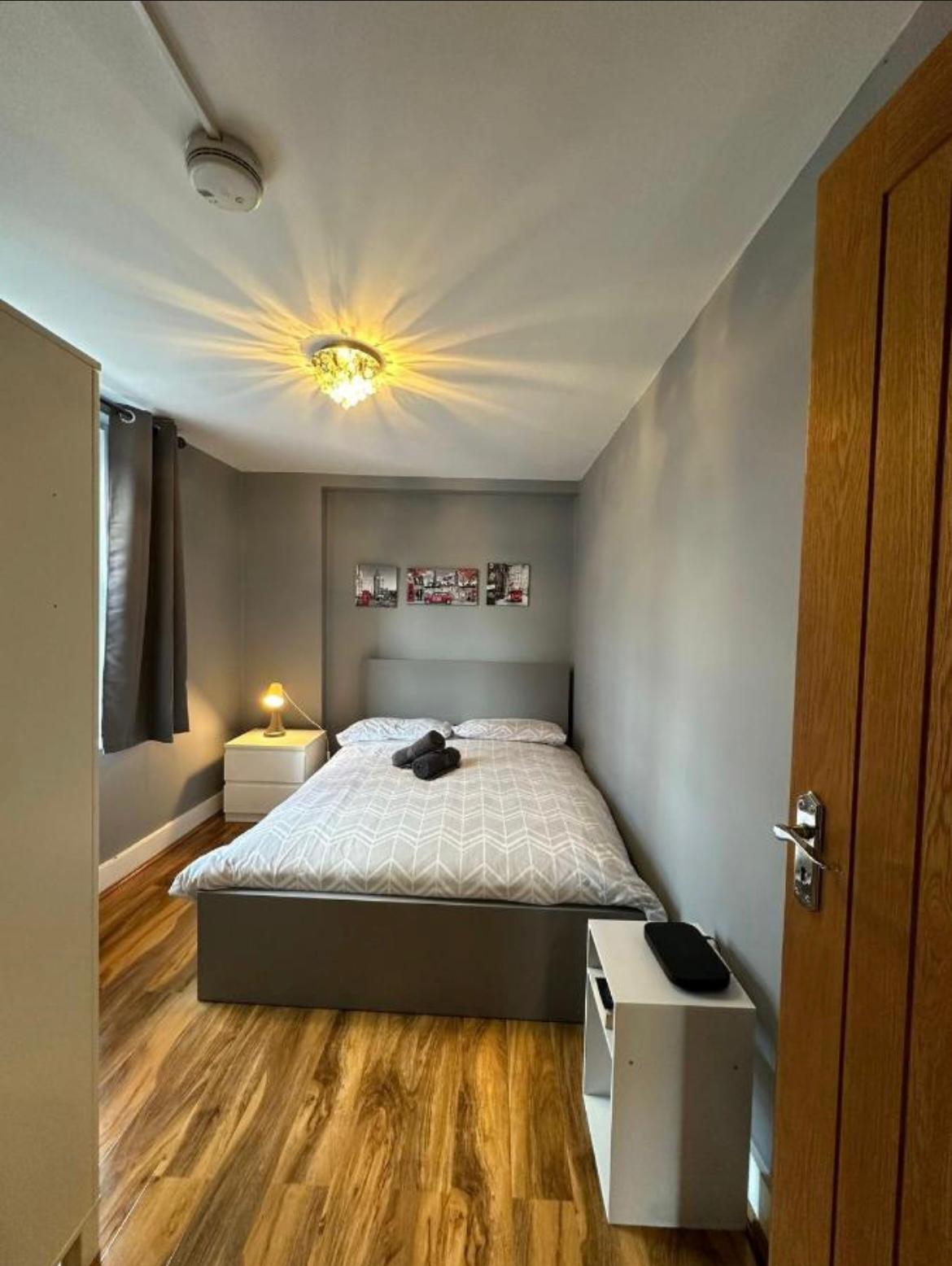 Spacious 2-Bed Fully Furnished Flat to Rent – Edgware Road W2