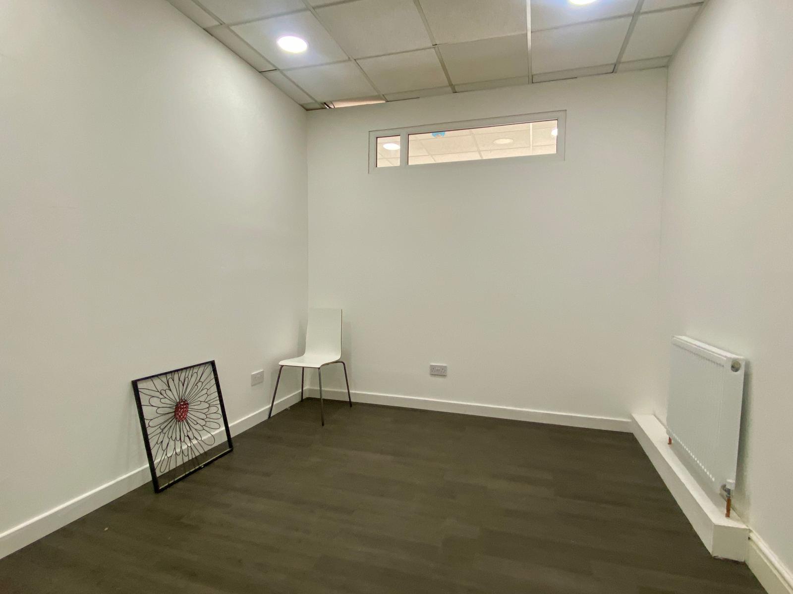 First Floor Office with Excellent Transport Links, Thornton Heath